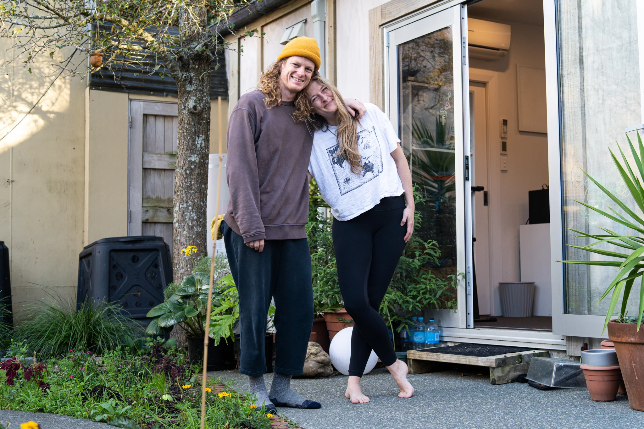 Ash and housemate Gráinne