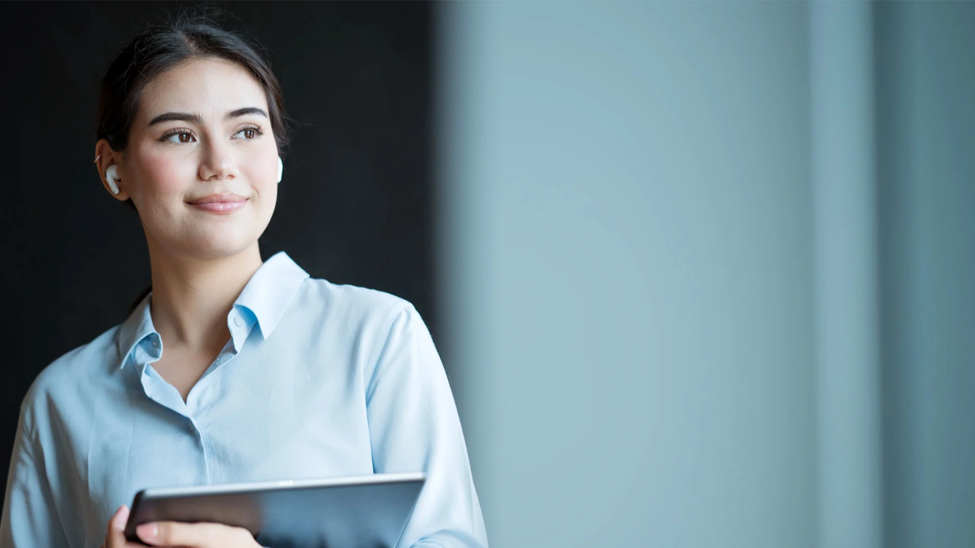 Young garduate working in software engineering in New Zealand.