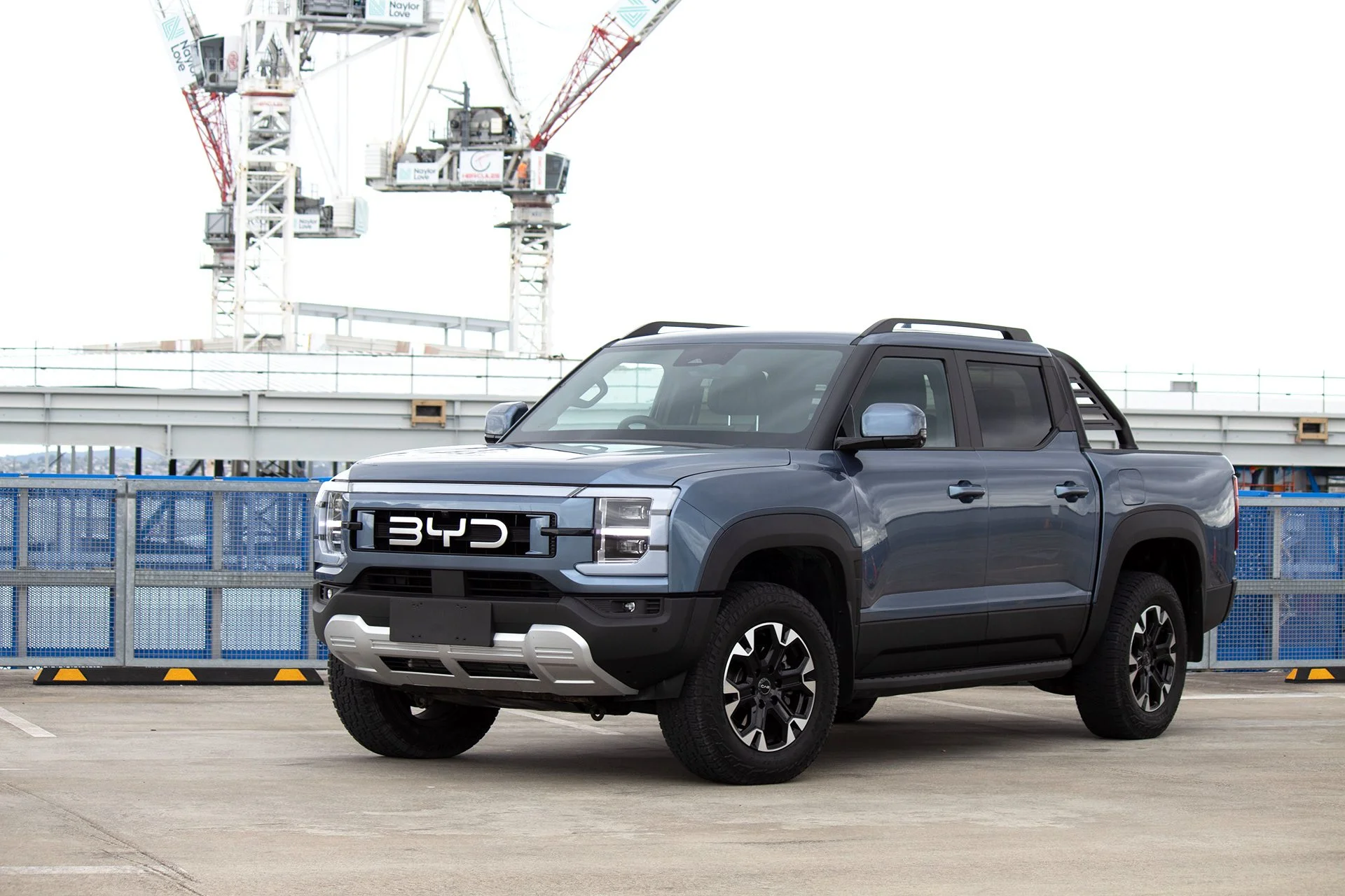 BYD Shark 6 ute front