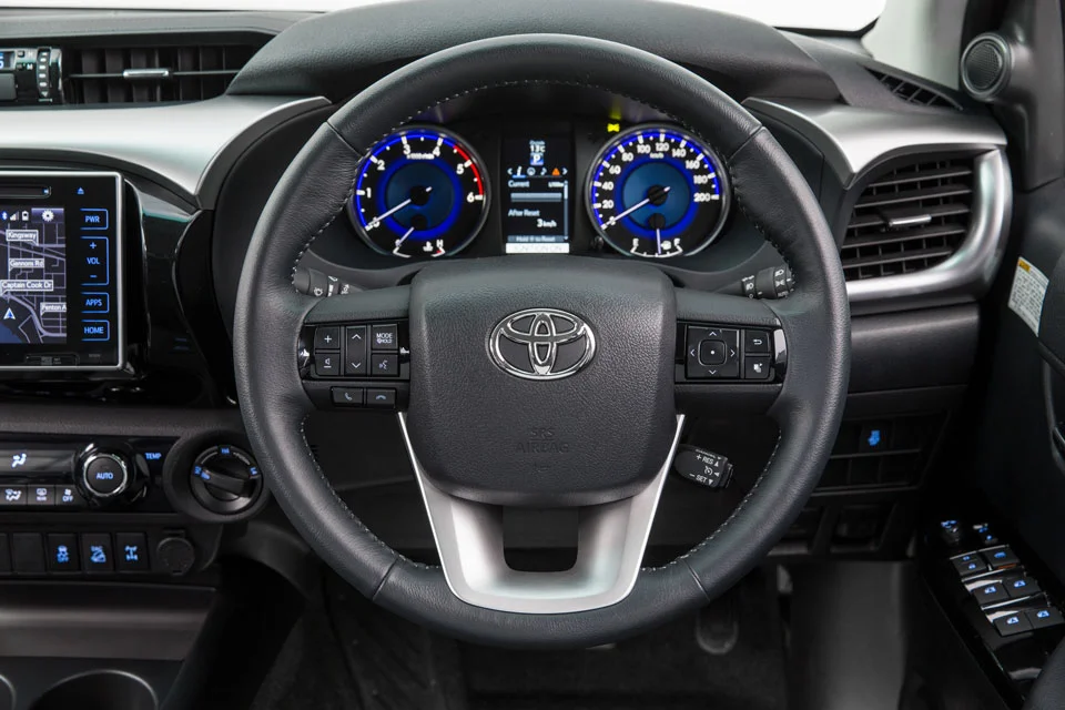 Toyota Hilux 2017 Front