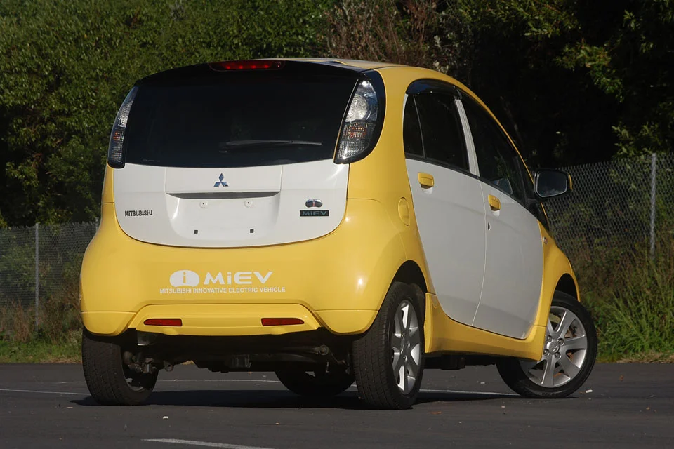 Mitsubishi iMiEV 2011