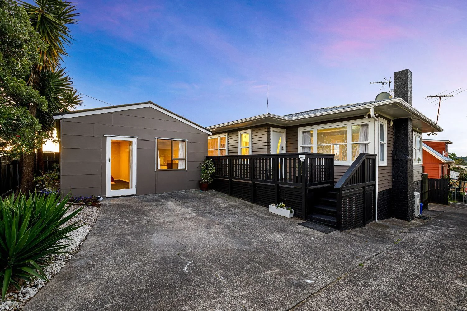 1/80 Sylvan Crescent, Te Atatu South