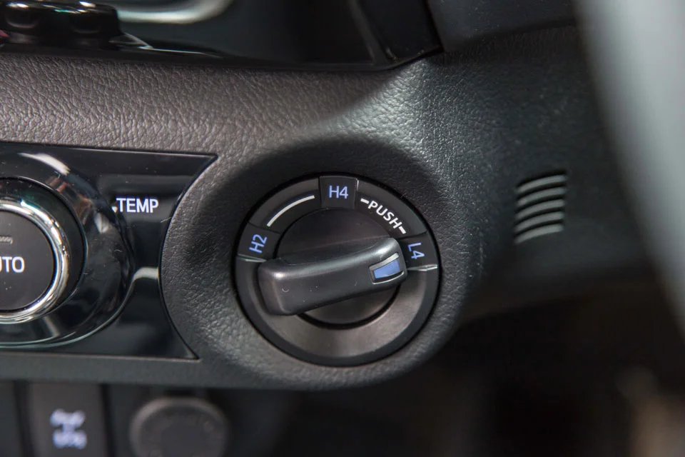 Toyota Hilux 2017 Front