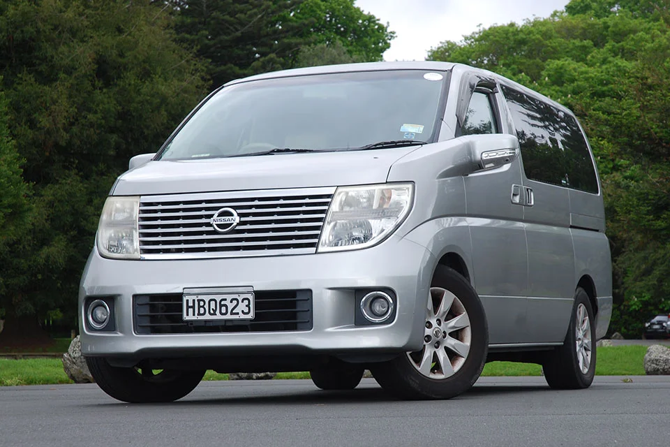 Nissan Elgrand 2006 Front Exterior.