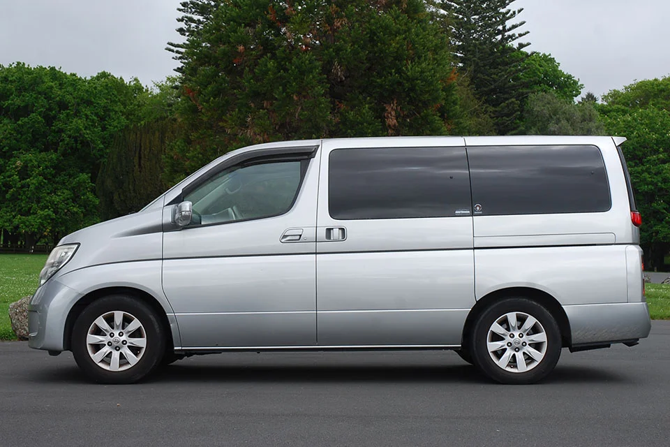 Nissan Elgrand 2006