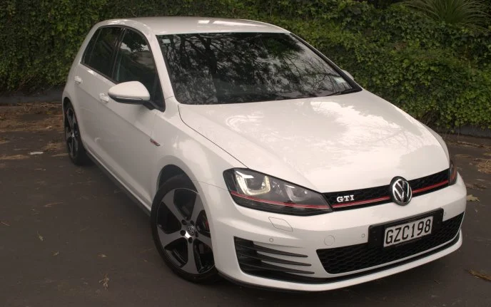 Volkswagen Golf 2013 Front Exterior