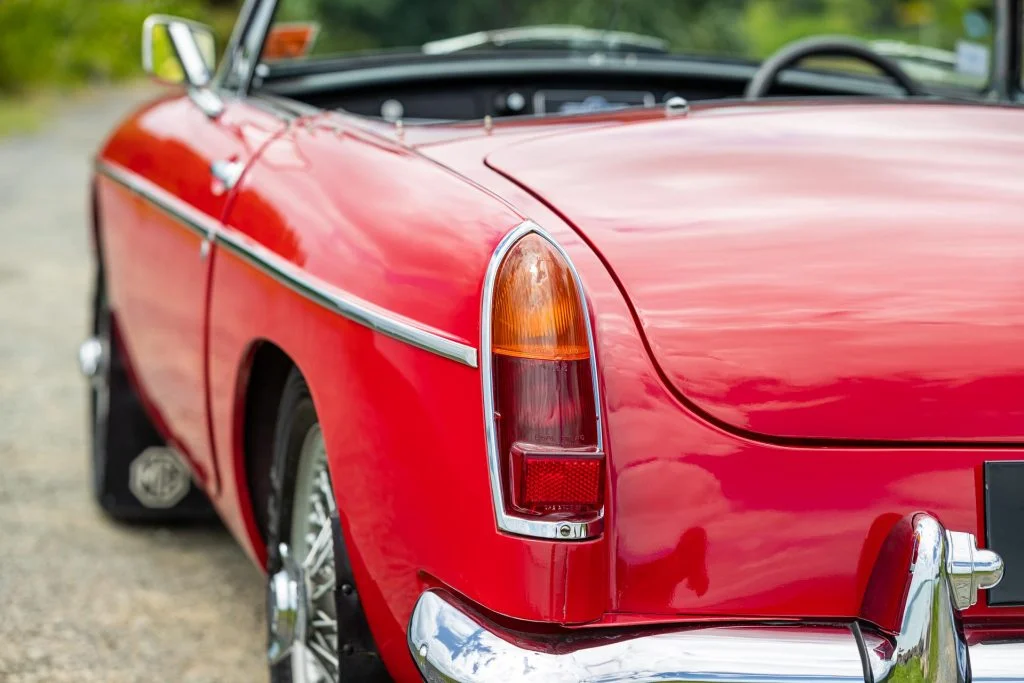 MG MGB Roadster 1965 tail light detail