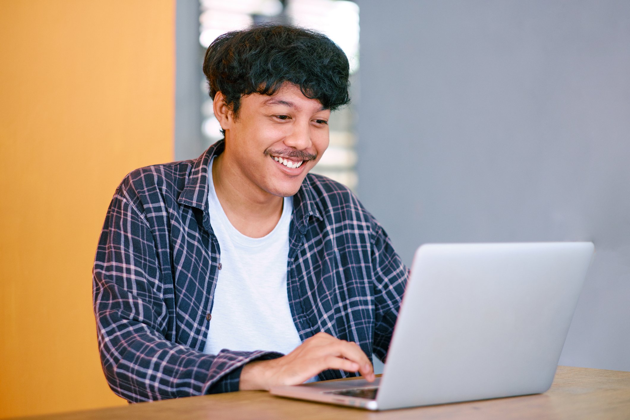 This article gives tops for writing entry level cover letters.