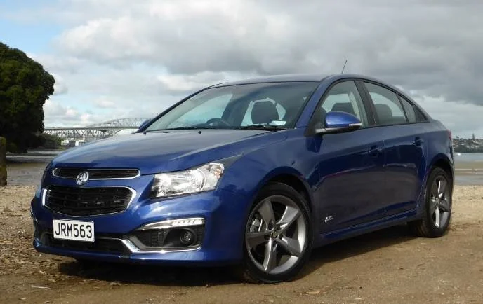 Holden Cruze SRI Z Front Exterior