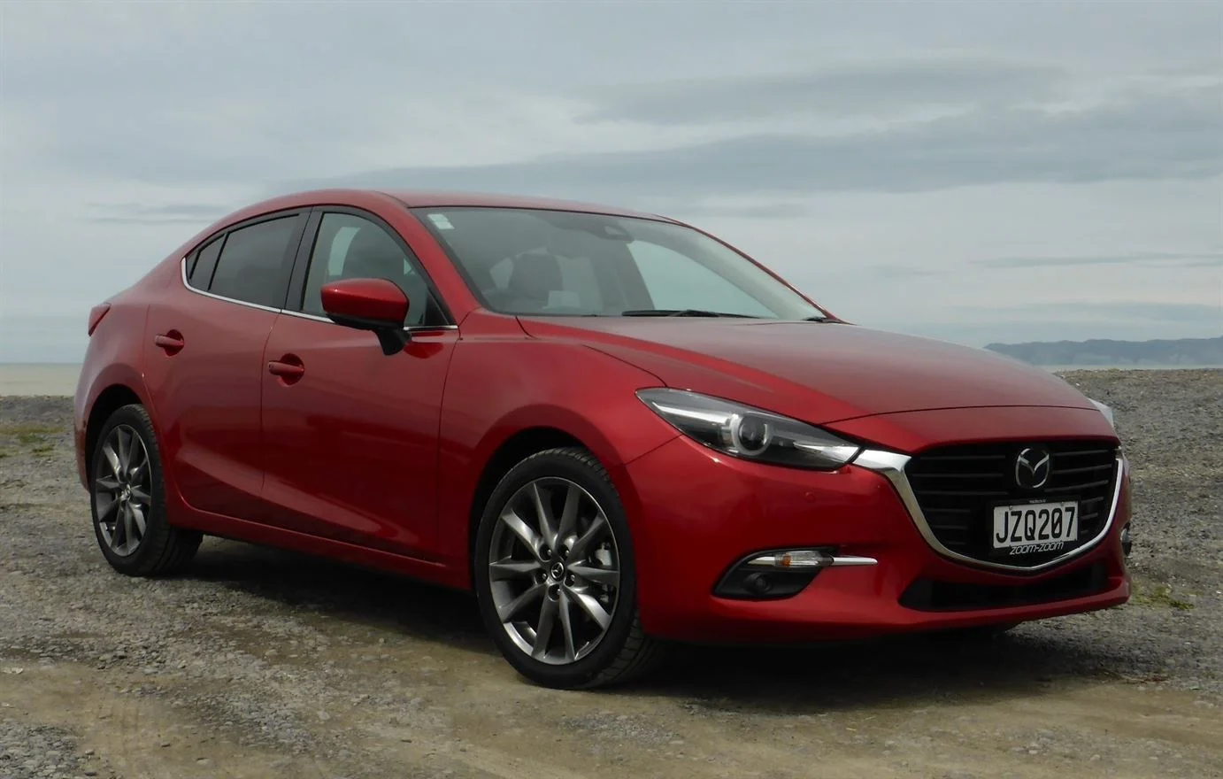 Mazda3 SP25 2016 Front Exterior