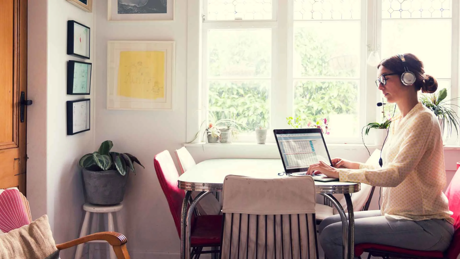 Working from home in NZ because of coronavirus? Here's what you need to know.