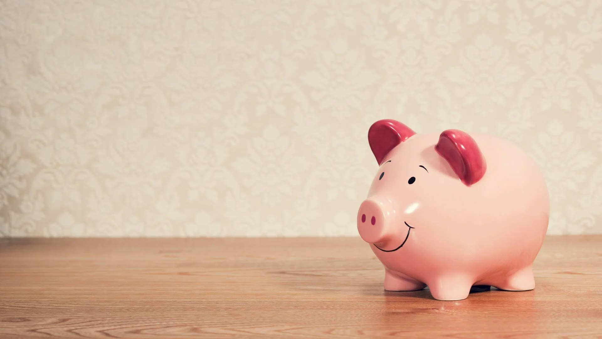 Photo of a piggy bank.