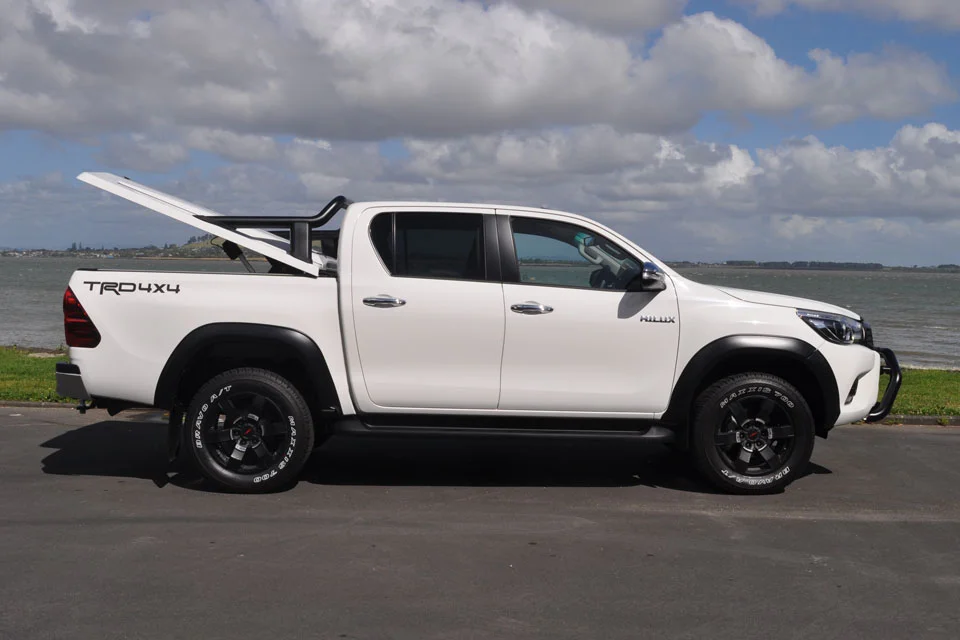 Toyota Hilux 2017 Front
