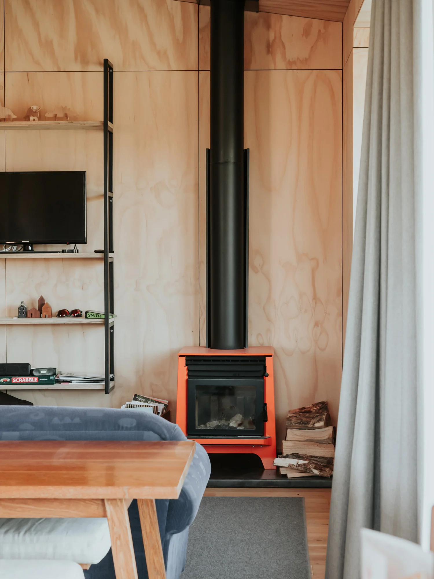 Freestanding fireplace