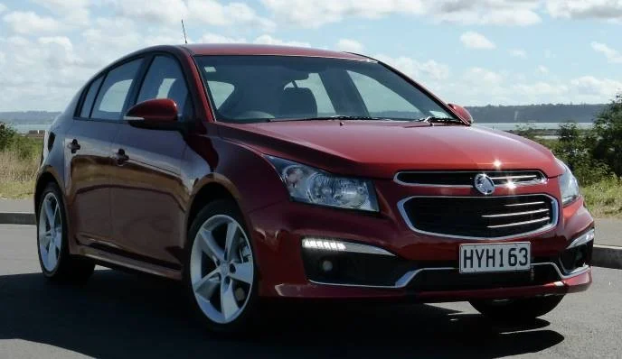 Holden Cruze SRiV 2015 Front