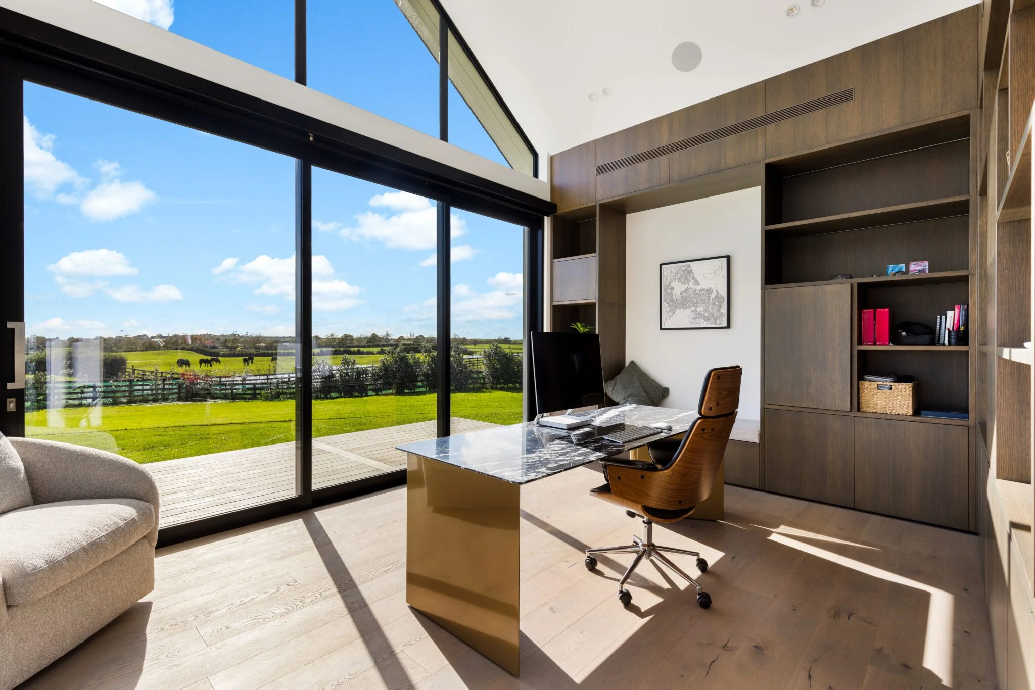 Productive home workspace tips: Design, motivation, health, & choosing the right desk & chair for any budget. Create your ideal work environment.