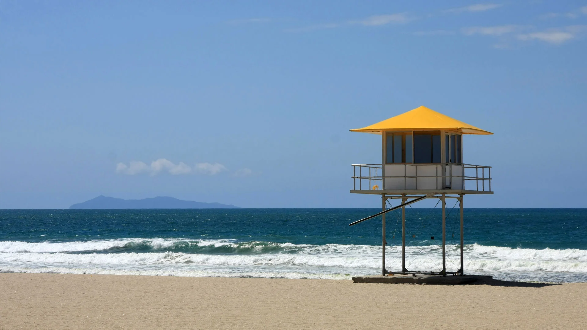A lifeguard tower at Mt. Maunganui beach in New Zealand.