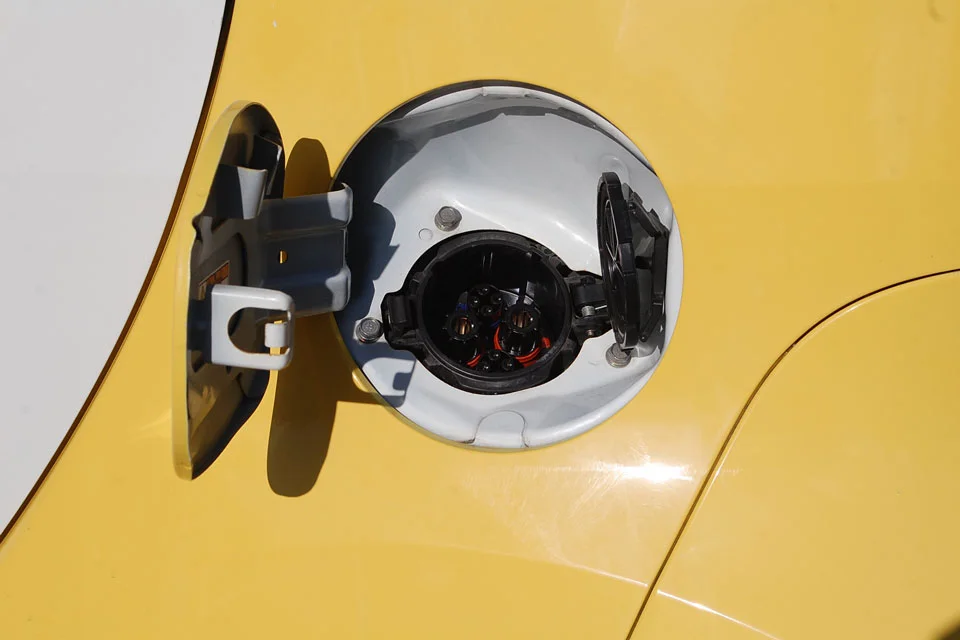 Mitsubishi iMiEV 2011