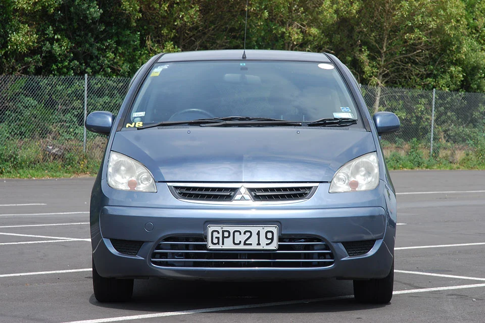 Mitsubishi Colt Plus Front.