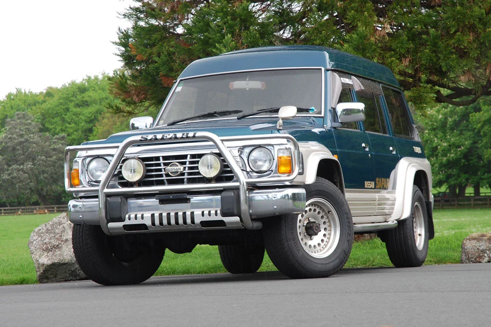 Nissan Safari 1995 Front Exterior