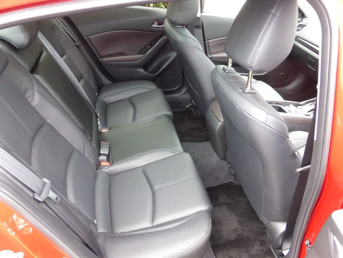 Mazda3 SP25 2016 Front Exterior