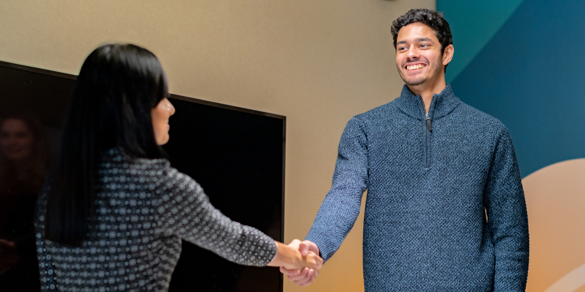 Here’s how to communicate with candidates in your hiring process.