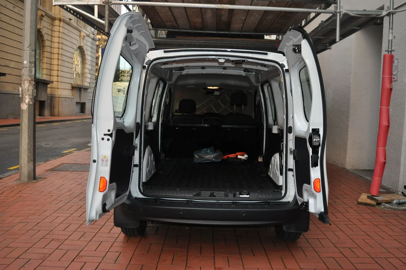 Kangoo ZE 2016 Instruments