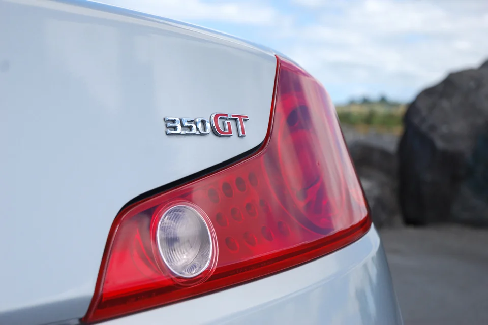 Nissan Skyline 350gt