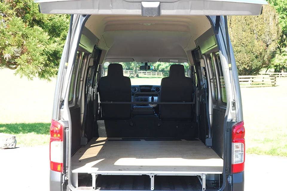 Nissan Caravan 2014