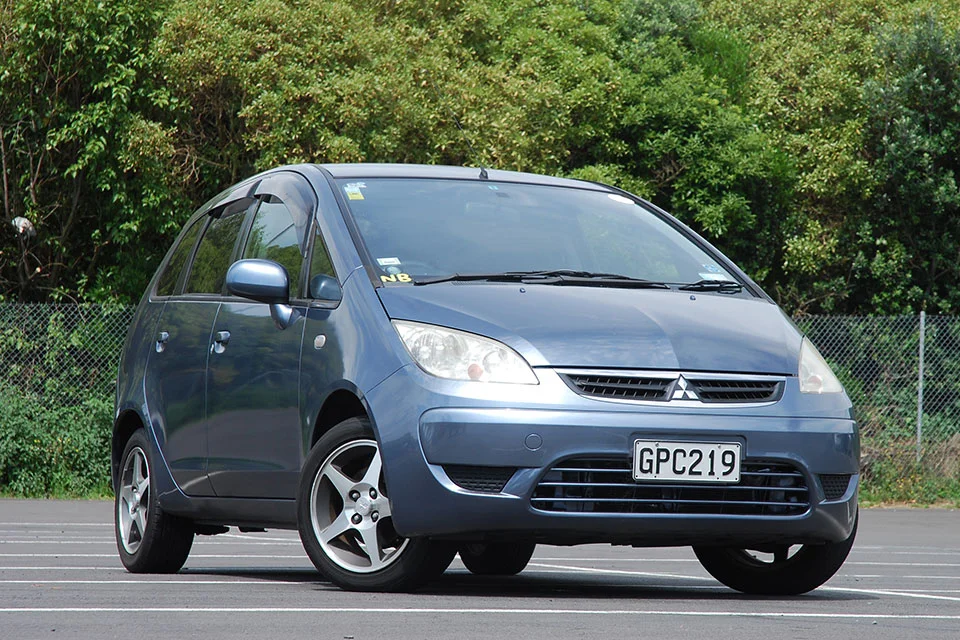 Mitsubishi Colt Plus Front.