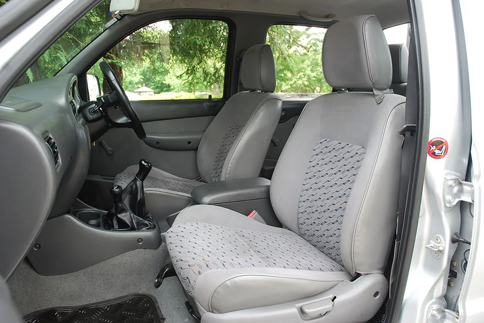Mazda Bounty 2006 Interior