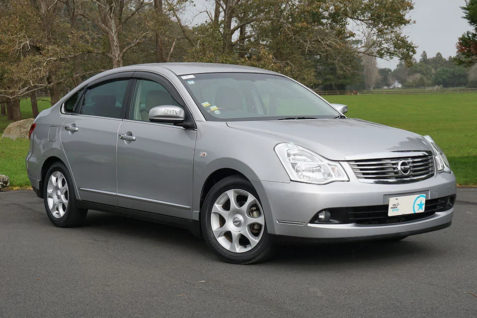 Nissan Bluebird 2008 Front Exterior