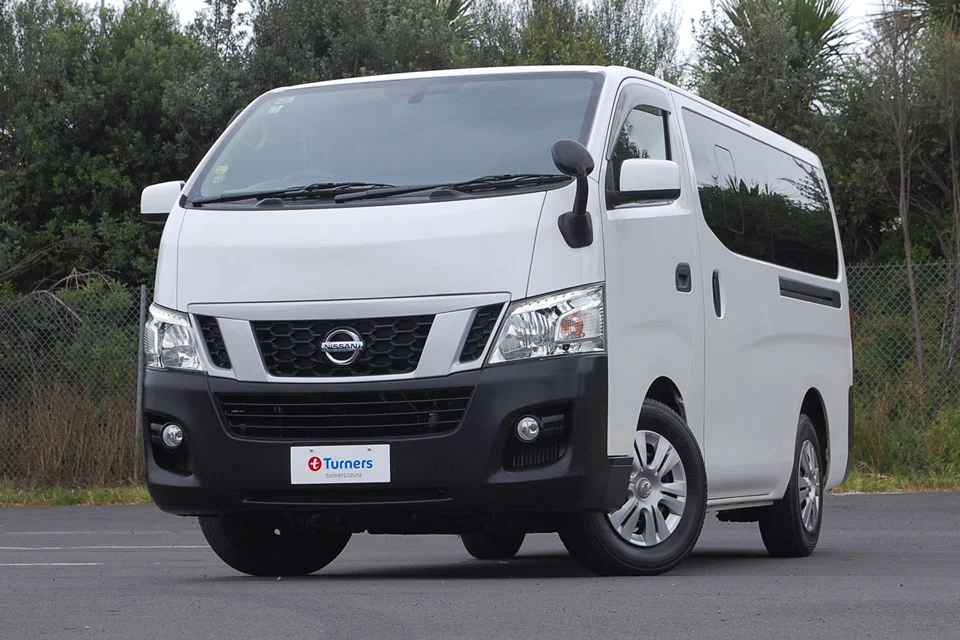 Nissan Caravan Minibus 2012