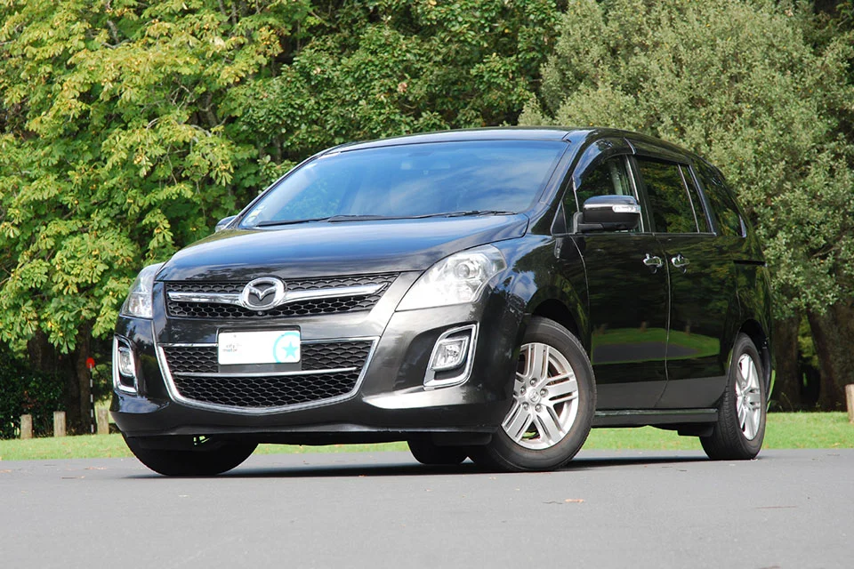 Mazda MVP 2008 Front Exterior