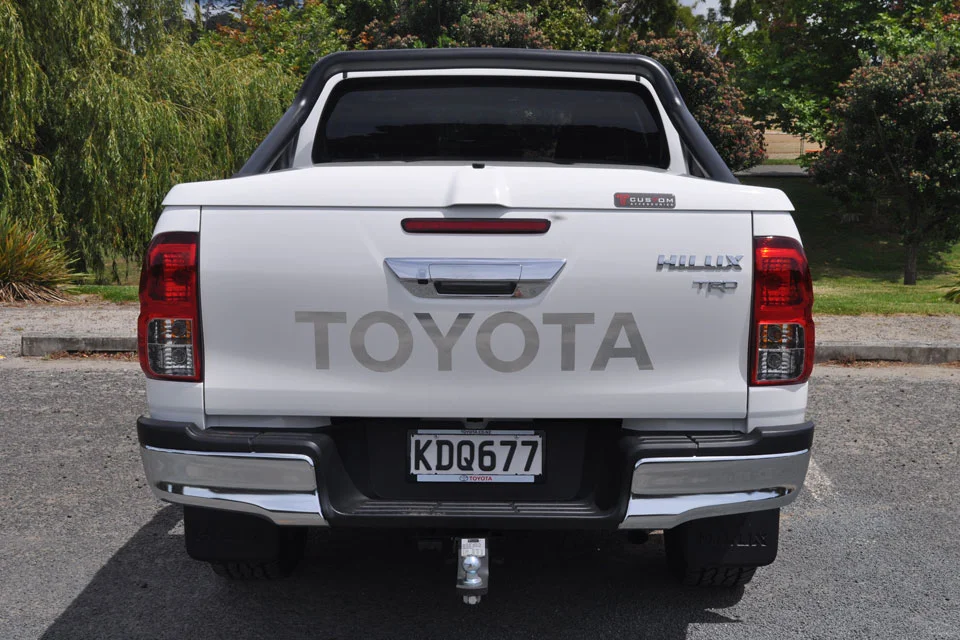 Toyota Hilux 2017 Front