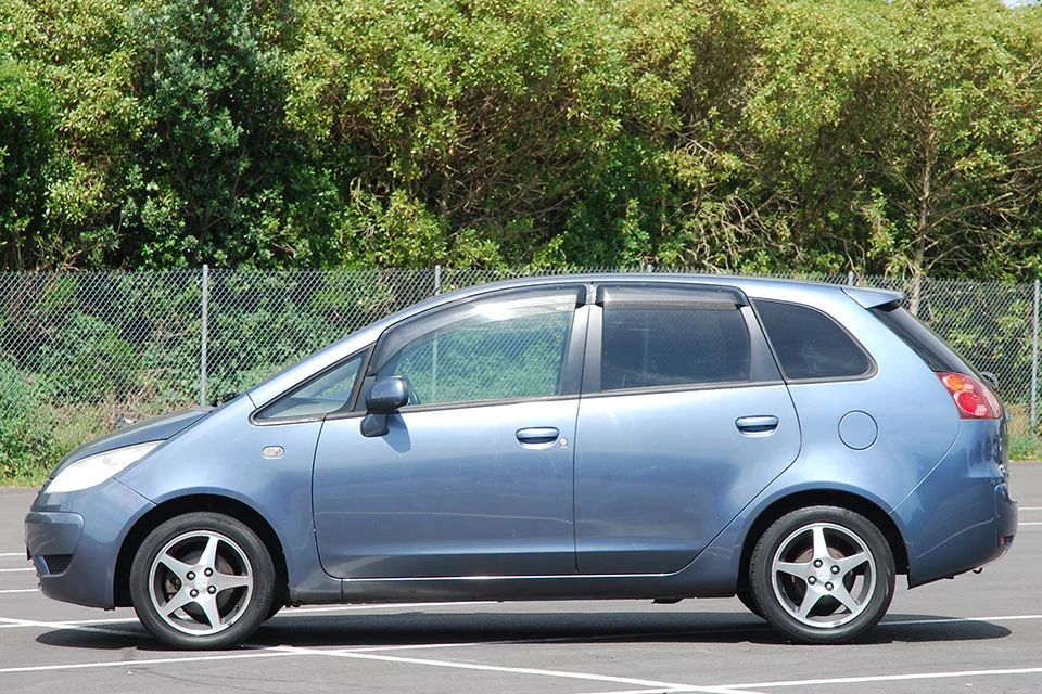Mitsubishi Colt Plus Front.