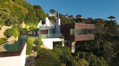 High end property designed by Sir Ian Athfield