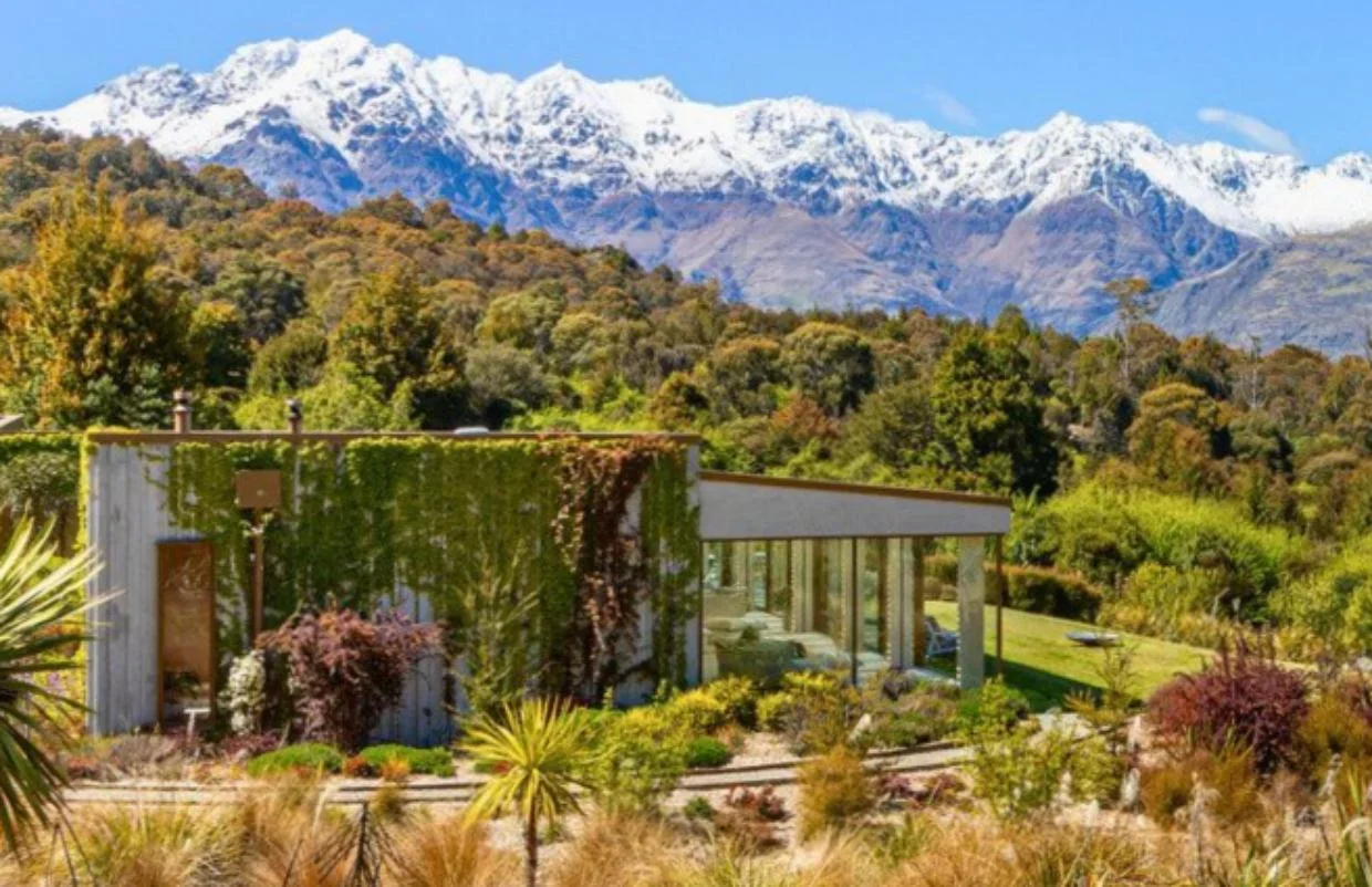 Exterior of queenstown property