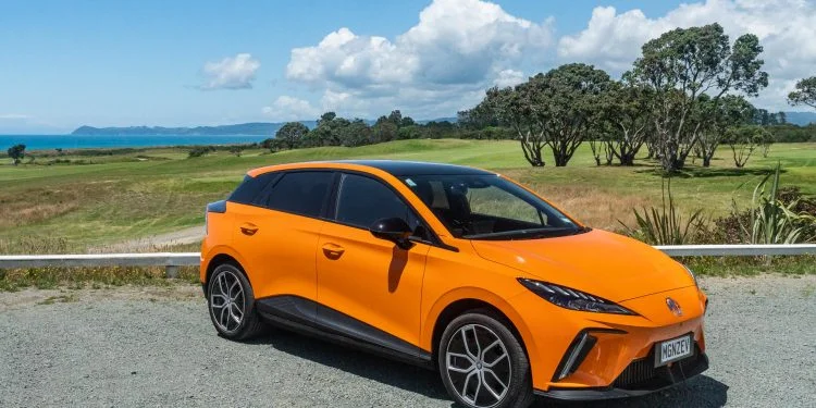 MG MG4 Essence front quarter shot