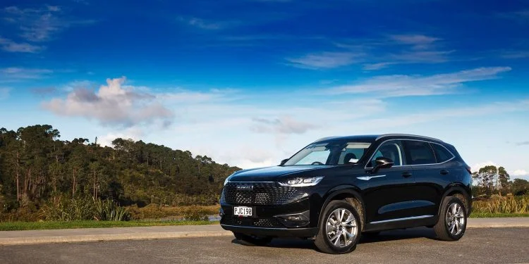 2022 Haval H6 HEV Ultra in Golden Black