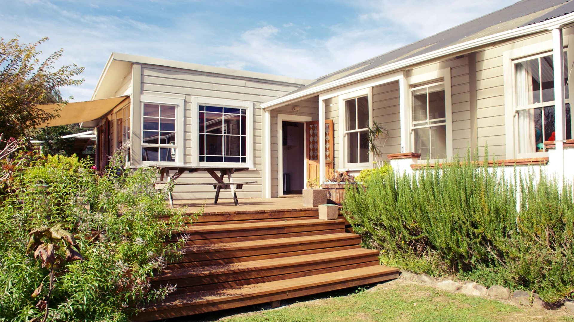 The exterior of a well kept home in Aotearoa New Zealand.